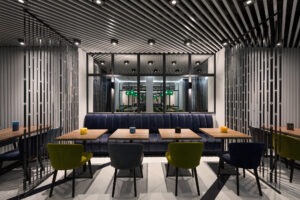 FM Cafe Restaurant. Дизайн интерьера ресторана в Киеве. Дизайнер интерьера Юлия Байдык. Студия дизайна интерьера Alta Idea Interior Design, Киев. Дизайн кафе _ 14