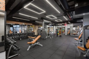 Green Fit. Дизайн интерьера спортзала в Киеве. Дизайнер интерьера Юлия Байдык. Студия дизайна интерьера Alta Idea Interior Design, Киев . Дизайн спортклуба, тренажерного зала _ 16