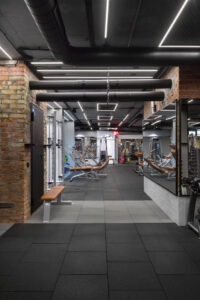 Green Fit. Дизайн интерьера спортзала в Киеве. Дизайнер интерьера Юлия Байдык. Студия дизайна интерьера Alta Idea Interior Design, Киев . Дизайн спортклуба, тренажерного зала _ 19