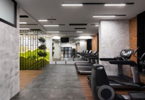 Green Fit. Дизайн интерьера спортзала в Киеве. Дизайнер интерьера Юлия Байдык. Студия дизайна интерьера Alta Idea Interior Design, Киев . Дизайн спортклуба, тренажерного зала _ 2